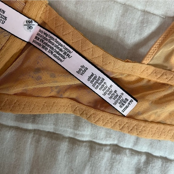 Victorias Secret Body by Victoria Unlined Orange Lace Racerback Bra Size 32DDD - Picture 12 of 13